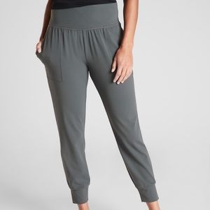 Athleta Salutation Joggers